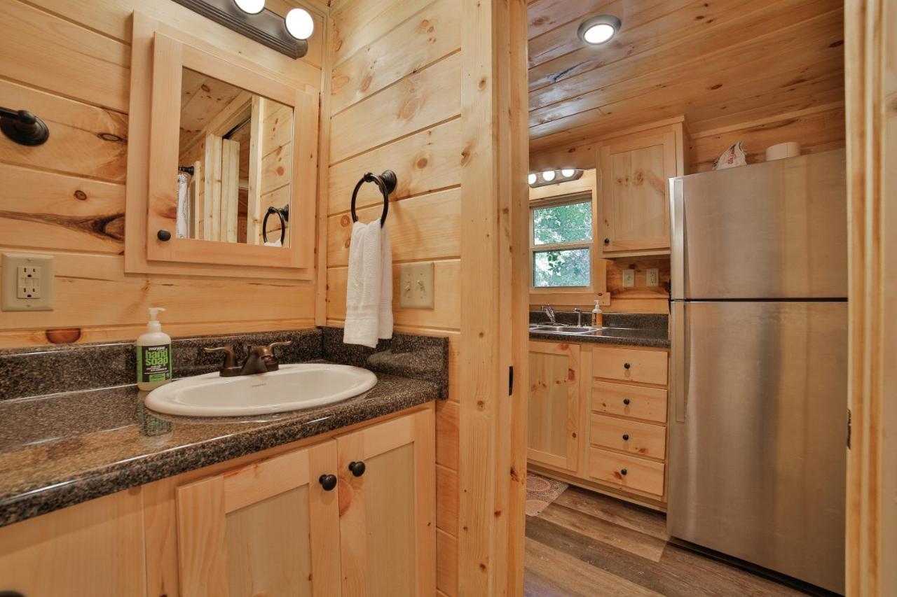 Bryce Cabin Lookout Mtn Tiny Home W Swim Spa تشاتانوغا المظهر الخارجي الصورة
